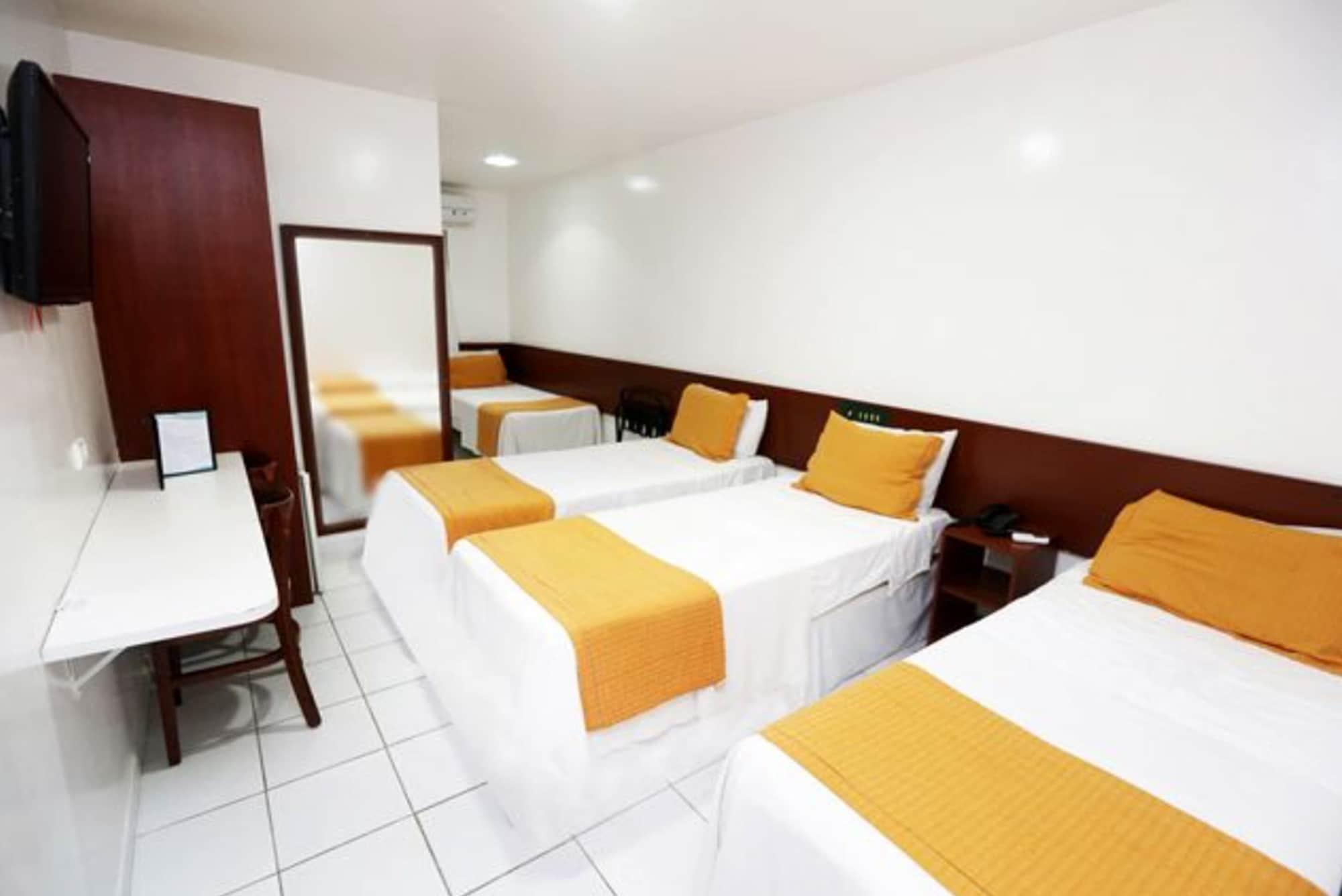 Hotel Rede Andrade Navegantes